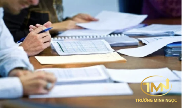 Mở thầu và đánh giá hồ sơ đăng ký thực hiện dự án đầu tư có sử dụng đất thực hiện như thế nào? (Ảnh minh hoạ)