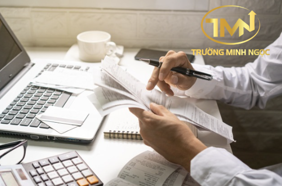Chia nhỏ hóa đơn để thanh toán tiền mặt dưới 5 triệu đồng thì có được khấu trừ thuế giá trị gia tăng không? (Ảnh minh hoạ)