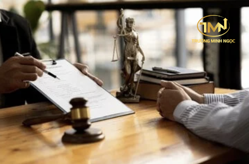 Truy cứu trách nhiệm hình sự đối với hành vi hủy hoại tài sản trên đất bị tranh chấp (Ảnh minh hoạ) 