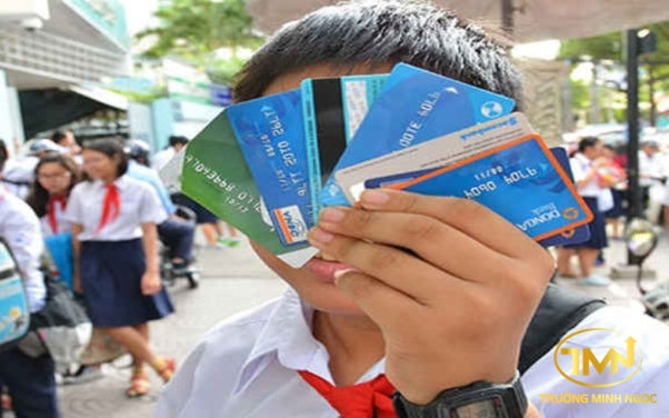 Người chưa đủ 15 tuổi có được sử dụng tài khoản thanh toán tại ngân hàng không?