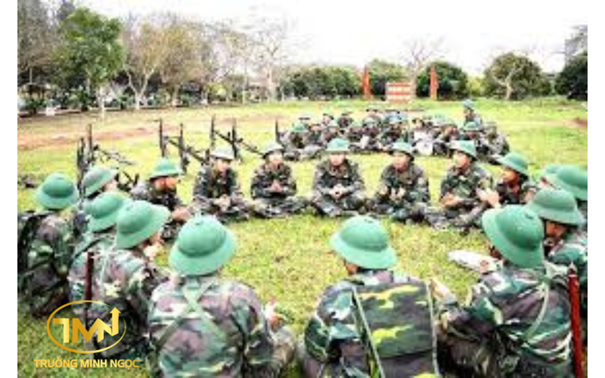 Thiết quân luật là gì?