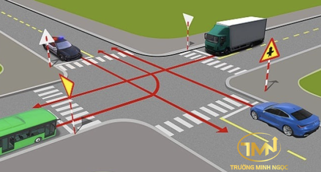 Quy định về việc chuyển hướng xe từ ngày 01/01/2025 (Ảnh minh hoạ)