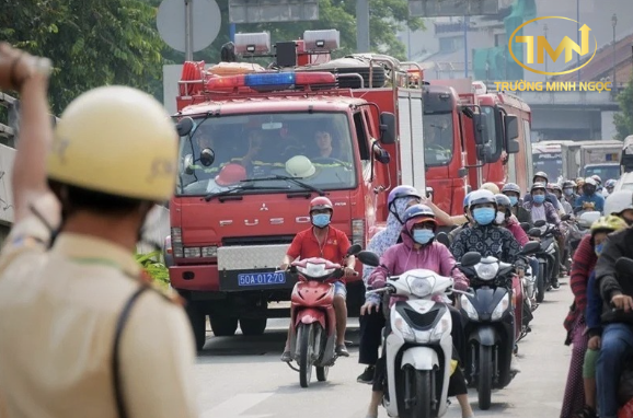 Không nhường xe ưu tiên có bị phạt hay không? (Ảnh minh hoạ)