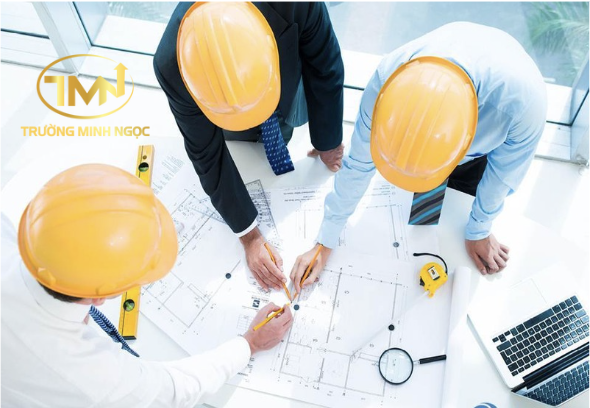 Chủ đầu tư phải công khai nội dung giấy phép xây dựng đã được cấp ở đâu? (Ảnh minh hoạ)